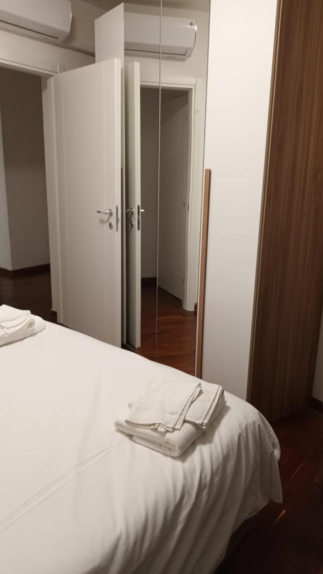 Casa N 1 Con Parcheggio Privato E Colonnina Ricarica Lägenhet Livorno Exteriör bild