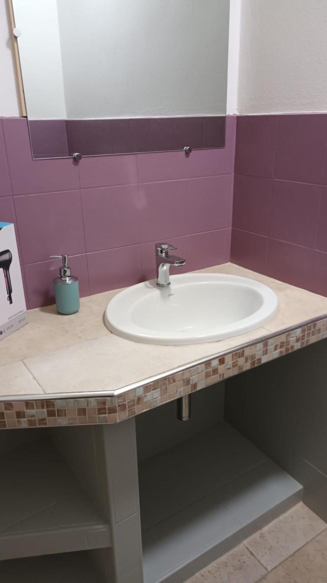 Casa N 1 Con Parcheggio Privato E Colonnina Ricarica Lägenhet Livorno Exteriör bild