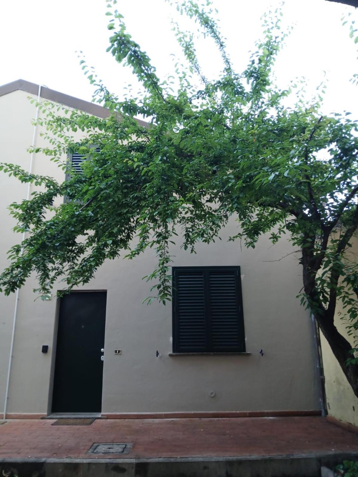 Casa N 1 Con Parcheggio Privato E Colonnina Ricarica Lägenhet Livorno Exteriör bild